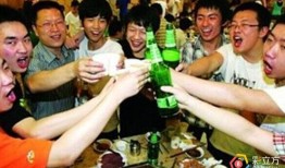 感恩哥喝酒爆料视频大全,视频大全背后的故事与情感