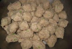 丸子做法爆料视频,跟随视频学做美味丸子