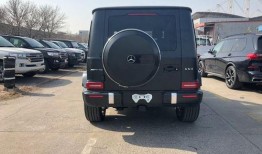 红港小镇爆料案件最新情况,疑云重重，真相渐明