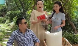 张兰再次爆料大s出轨视频,大S出轨视频曝光，真相究竟如何？