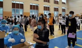 篮网拉拉队员爆料最新消息,最新消息揭秘球队幕后真相！”